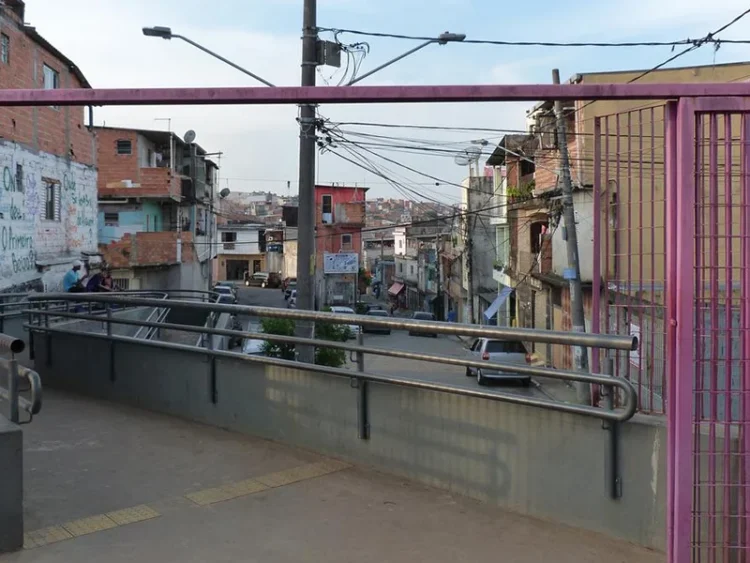 Escola Sem Muros :: Baseado em história real, começam as filmagens do novo longa de Cao Hamburger em São Paulo 2 Escola Sem Muros