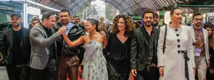 Cinco Tipos de Medo :: Diretamente da Serra Gaúcha, equipe fala sobre o filme que disputa o Kikito no Festival de Gramado 2025 (Exclusivo) 3 Equipe de Cinco Tipos de Medo no tapete vermelho de Gramado