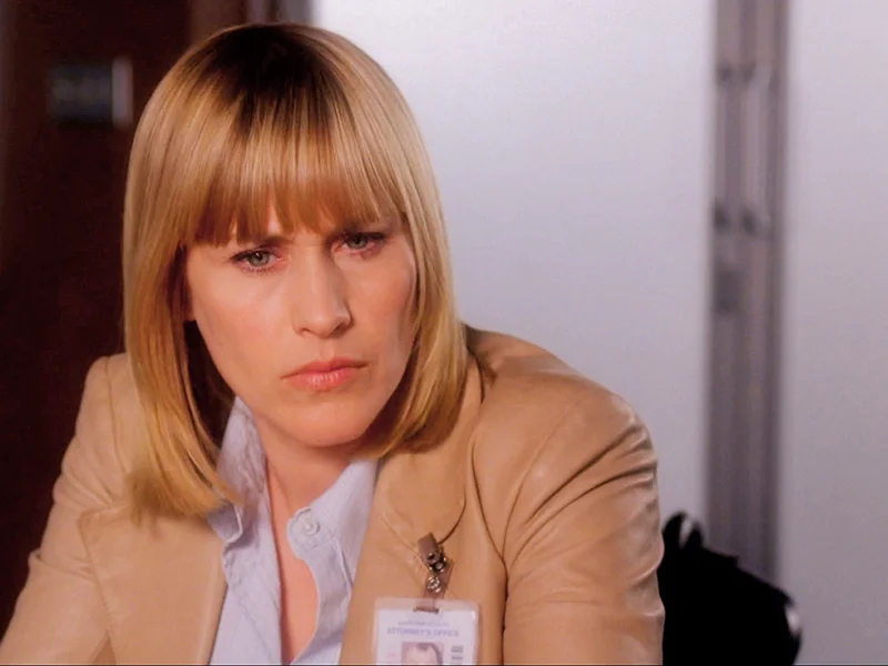 Medium :: T02 12 20251003 medium papo de cinema 800 t02