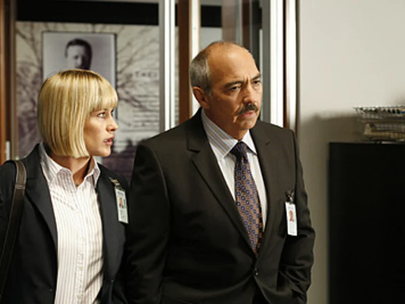 Medium :: T03 10 20251006 medium papo de cinema 800 t03