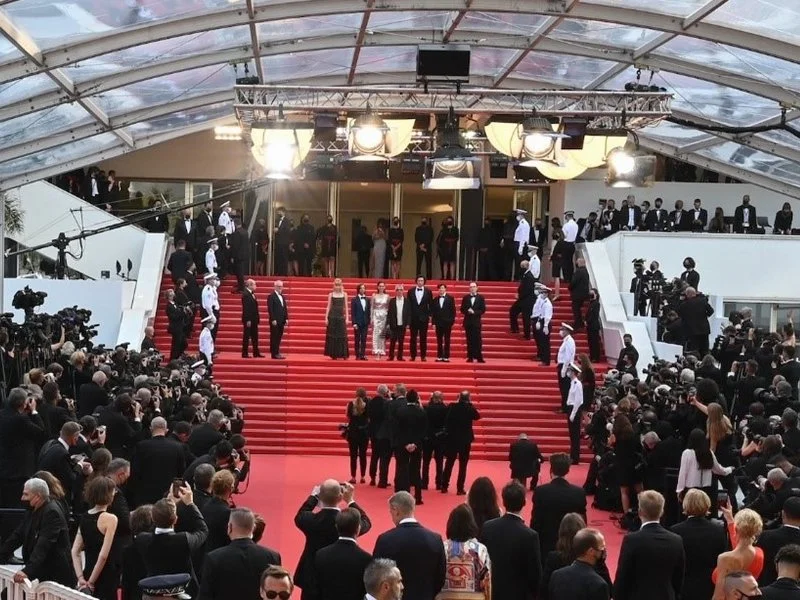 20251112 delegacao artistica 800