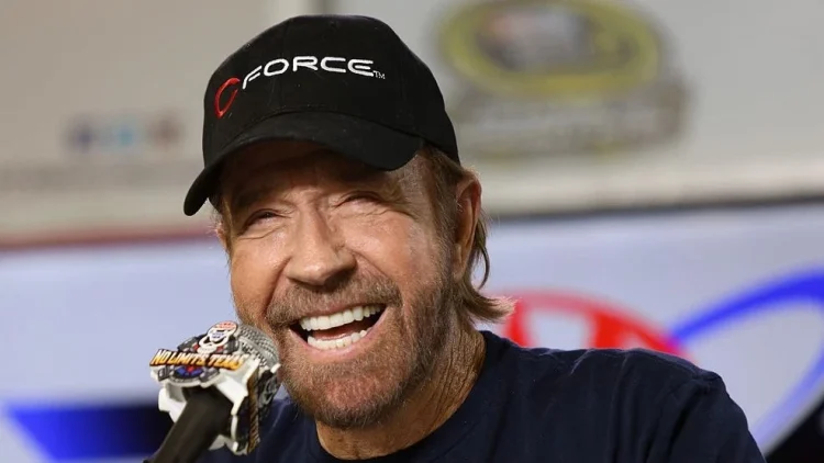 Chuck Norris, ícone do cinema de ação, morre aos 86 anos 4 Chuck Norris