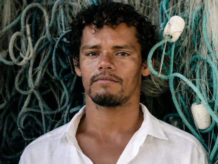 Home 159 Confira nosso papo de cinema com Zé Maria Pescador, protagonista de Futuro Futuro, novo filme de Davi Pretto, que chega aos cinemas nesta semana.