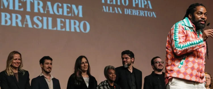 Festival de Gramado 2026 :: “É um filme sobre cuidar um do outro”. Direto da Serra Gaúcha, confira nossa entrevista com a equipe de Feito Pipa 2 Festival de Cinema de Gramado 2026 :: Equipe de Feito Pipa. Foto: Edison Vara